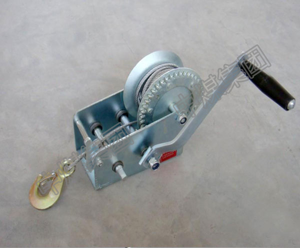 手摇绞车